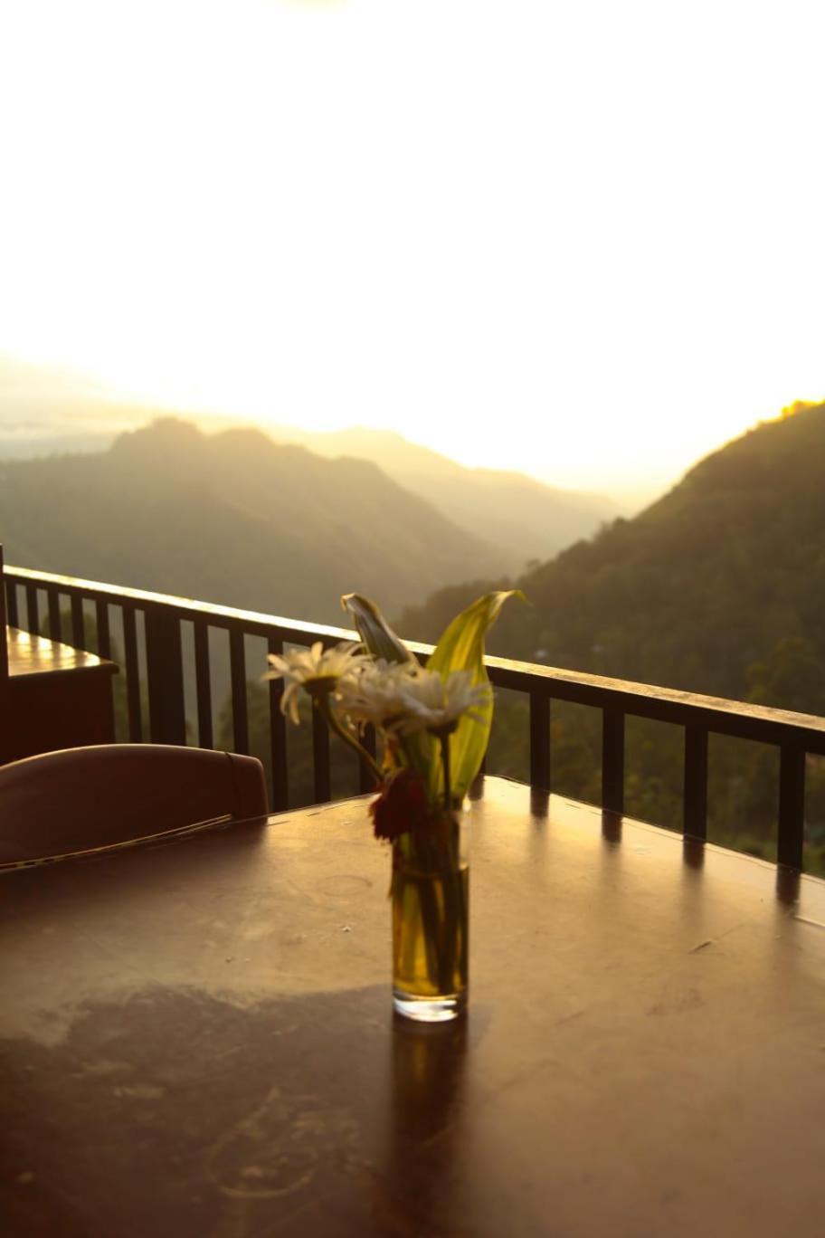Hillcrest Ella Bed & Breakfast ภายนอก รูปภาพ