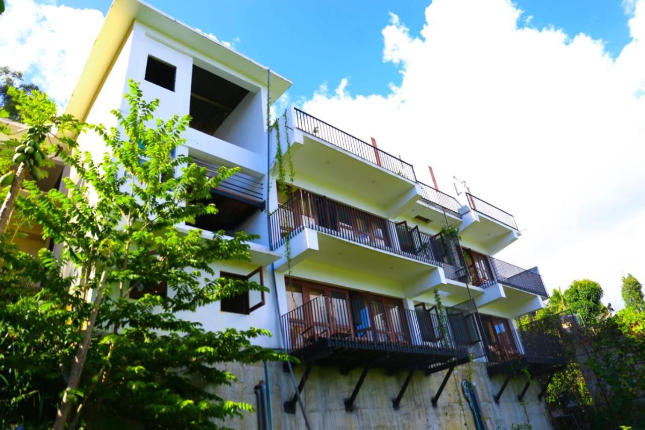 Hillcrest Ella Bed & Breakfast ภายนอก รูปภาพ