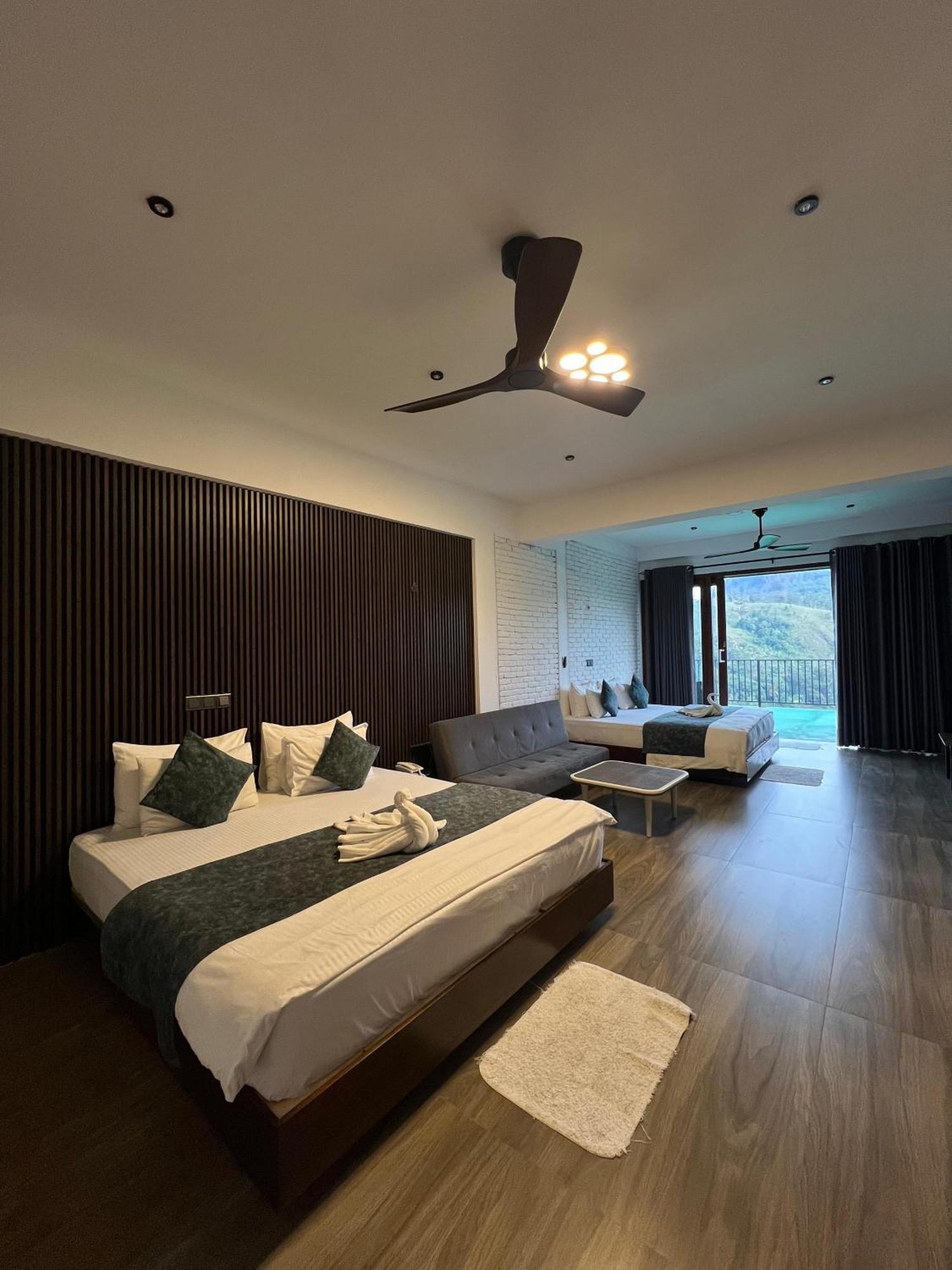 Hillcrest Ella Bed & Breakfast ภายนอก รูปภาพ
