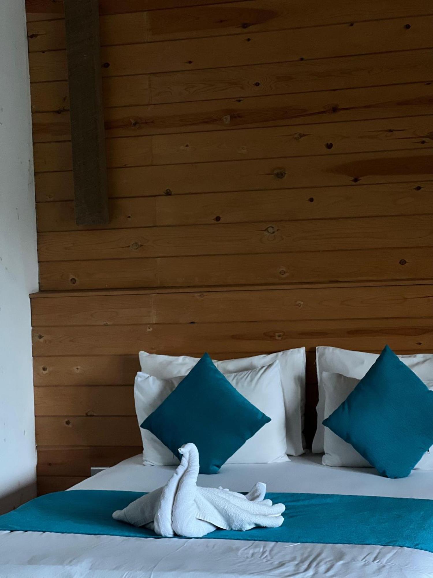 Hillcrest Ella Bed & Breakfast ภายนอก รูปภาพ