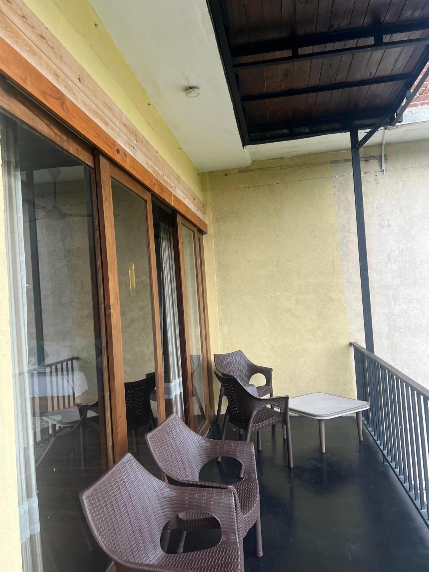 Hillcrest Ella Bed & Breakfast ภายนอก รูปภาพ