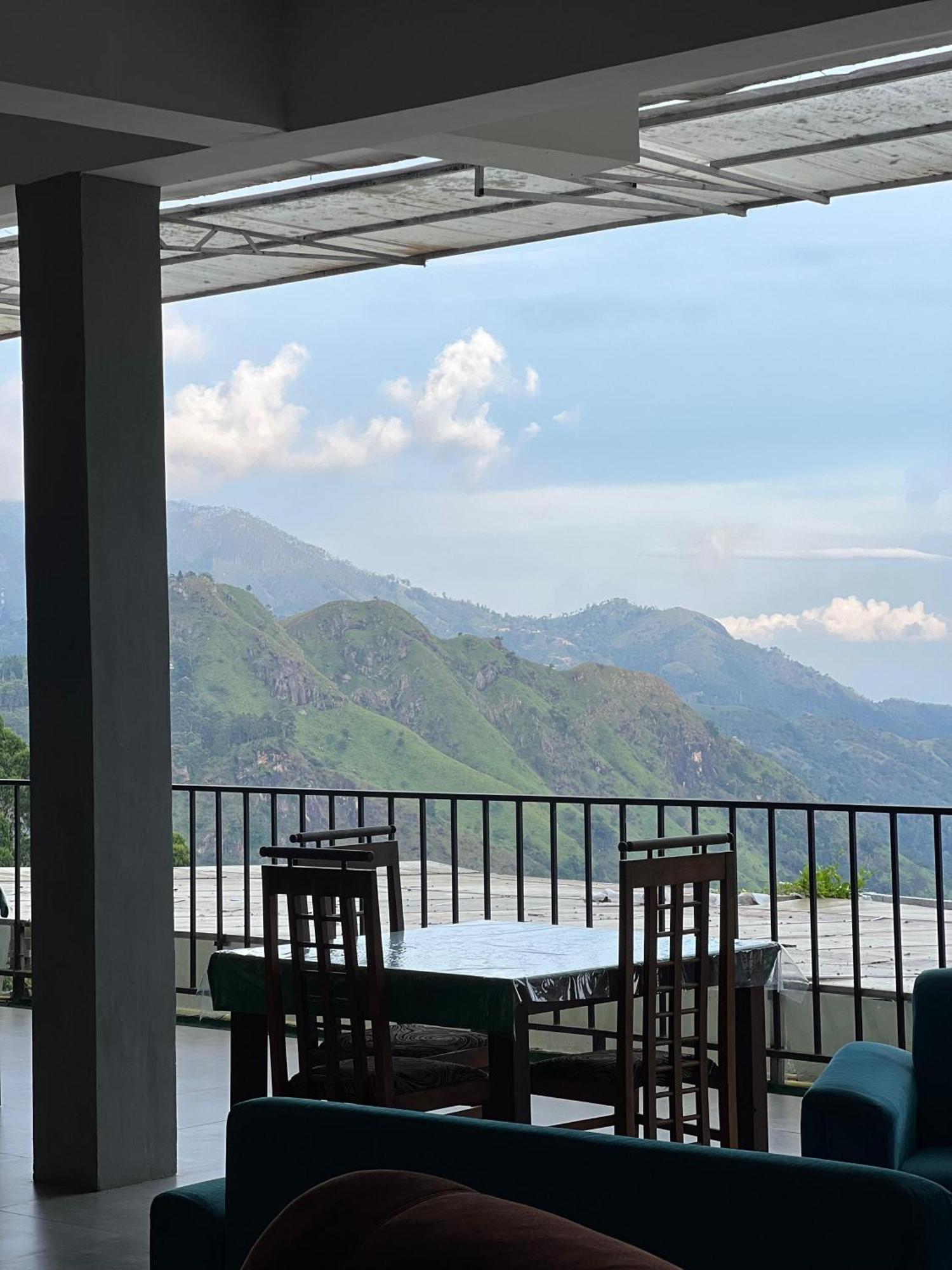 Hillcrest Ella Bed & Breakfast ภายนอก รูปภาพ
